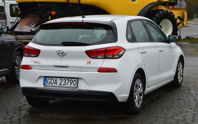 Hyundai I30 cena 21500 przebieg: 346926, rok produkcji 2017 z Grajewo małe 92